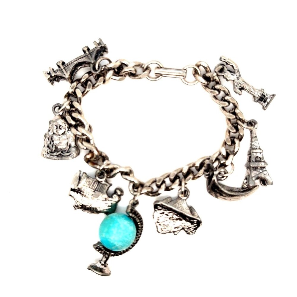 Silver Tone Charm Bracelet (c)